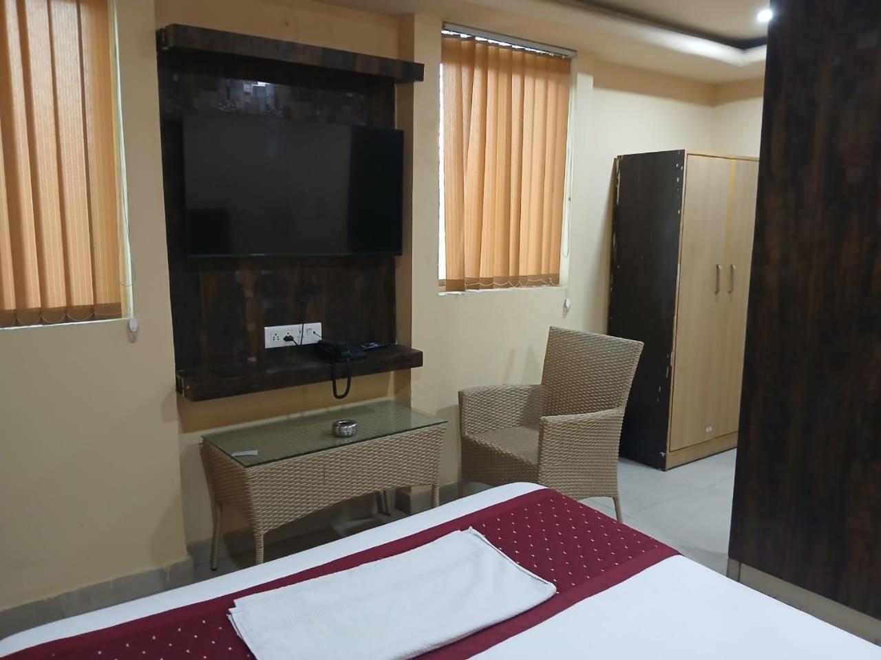 Blossoms Room Hotel Alekhya Residency- Luxury Lollection Hajdarábád Exteriér fotografie